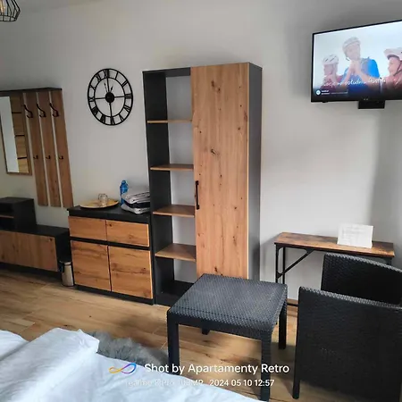 Retro Fv קושאלין