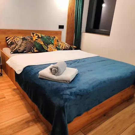 Apartament Retro Faktura Vat *